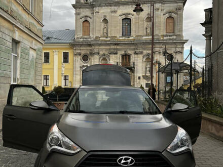 Серый Хендай Велостер, объемом двигателя 1.6 л и пробегом 142 тыс. км за 12000 $, фото 1 на Automoto.ua