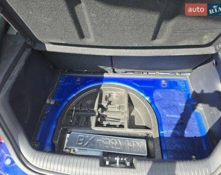 Синий Хендай Велостер, объемом двигателя 1.6 л и пробегом 120 тыс. км за 8700 $, фото 42 на Automoto.ua