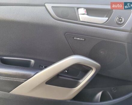 Синий Хендай Велостер, объемом двигателя 1.59 л и пробегом 197 тыс. км за 12300 $, фото 20 на Automoto.ua