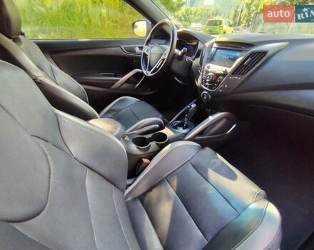 Синий Хендай Велостер, объемом двигателя 1.59 л и пробегом 197 тыс. км за 12300 $, фото 17 на Automoto.ua