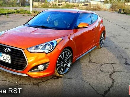 Хендай Велостер 2015 у Кривому Розі на Automoto.ua Помаранчевий Хендай Велостер, об'ємом двигуна 1.6 л та пробігом 120 тис. км за 10900 $, фото 1 на Automoto.ua