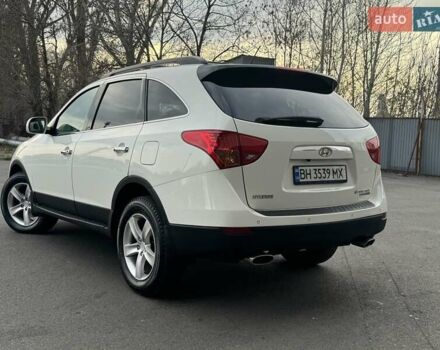 Білий Хендай Вєракруз, об'ємом двигуна 2.96 л та пробігом 217 тис. км за 10900 $, фото 46 на Automoto.ua