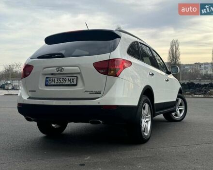 Білий Хендай Вєракруз, об'ємом двигуна 2.96 л та пробігом 217 тис. км за 10900 $, фото 28 на Automoto.ua