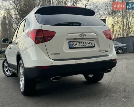 Білий Хендай Вєракруз, об'ємом двигуна 2.96 л та пробігом 217 тис. км за 10900 $, фото 47 на Automoto.ua