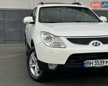Білий Хендай Вєракруз, об'ємом двигуна 2.96 л та пробігом 217 тис. км за 10900 $, фото 11 на Automoto.ua