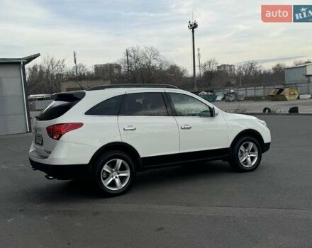 Білий Хендай Вєракруз, об'ємом двигуна 2.96 л та пробігом 217 тис. км за 10900 $, фото 98 на Automoto.ua