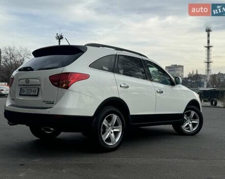 Білий Хендай Вєракруз, об'ємом двигуна 2.96 л та пробігом 217 тис. км за 10900 $, фото 4 на Automoto.ua