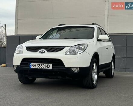 Білий Хендай Вєракруз, об'ємом двигуна 2.96 л та пробігом 217 тис. км за 10900 $, фото 85 на Automoto.ua