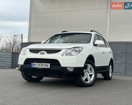 Білий Хендай Вєракруз, об'ємом двигуна 2.96 л та пробігом 217 тис. км за 10900 $, фото 13 на Automoto.ua