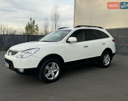 Білий Хендай Вєракруз, об'ємом двигуна 2.96 л та пробігом 217 тис. км за 10900 $, фото 120 на Automoto.ua