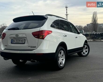 Білий Хендай Вєракруз, об'ємом двигуна 2.96 л та пробігом 217 тис. км за 10900 $, фото 27 на Automoto.ua