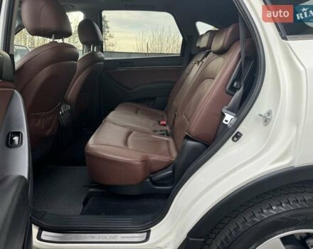 Білий Хендай Вєракруз, об'ємом двигуна 2.96 л та пробігом 217 тис. км за 10900 $, фото 75 на Automoto.ua