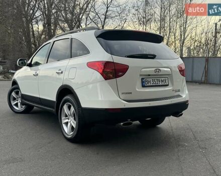 Білий Хендай Вєракруз, об'ємом двигуна 2.96 л та пробігом 217 тис. км за 10900 $, фото 50 на Automoto.ua