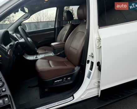 Білий Хендай Вєракруз, об'ємом двигуна 2.96 л та пробігом 217 тис. км за 10900 $, фото 66 на Automoto.ua