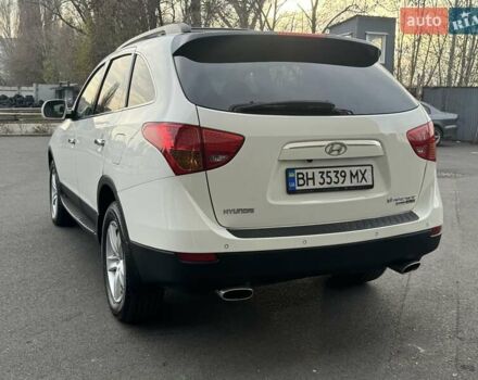 Білий Хендай Вєракруз, об'ємом двигуна 2.96 л та пробігом 217 тис. км за 10900 $, фото 116 на Automoto.ua