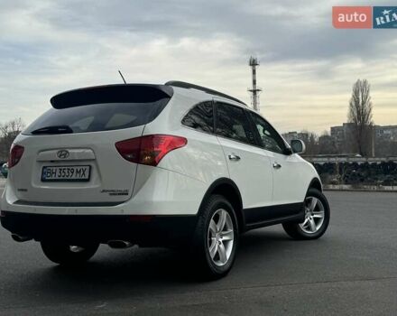 Білий Хендай Вєракруз, об'ємом двигуна 2.96 л та пробігом 217 тис. км за 10900 $, фото 23 на Automoto.ua