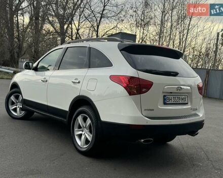 Білий Хендай Вєракруз, об'ємом двигуна 2.96 л та пробігом 217 тис. км за 10900 $, фото 45 на Automoto.ua