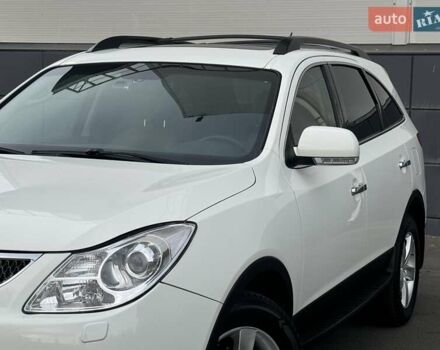 Білий Хендай Вєракруз, об'ємом двигуна 2.96 л та пробігом 217 тис. км за 10900 $, фото 5 на Automoto.ua