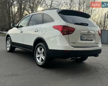 Білий Хендай Вєракруз, об'ємом двигуна 2.96 л та пробігом 217 тис. км за 10900 $, фото 113 на Automoto.ua