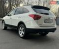 Білий Хендай Вєракруз, об'ємом двигуна 2.96 л та пробігом 217 тис. км за 10900 $, фото 113 на Automoto.ua