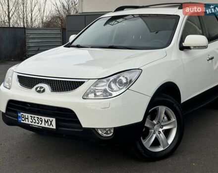 Білий Хендай Вєракруз, об'ємом двигуна 2.96 л та пробігом 217 тис. км за 10900 $, фото 22 на Automoto.ua