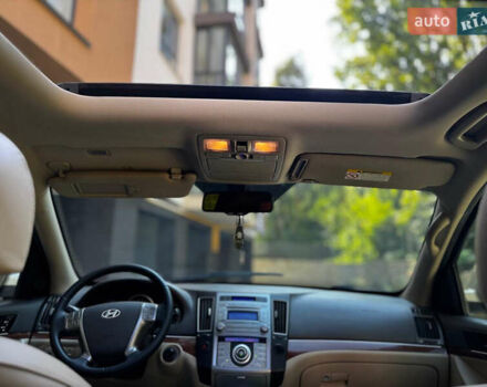 Бежевый Хендай Веракруз, объемом двигателя 3.8 л и пробегом 327 тыс. км за 7700 $, фото 12 на Automoto.ua