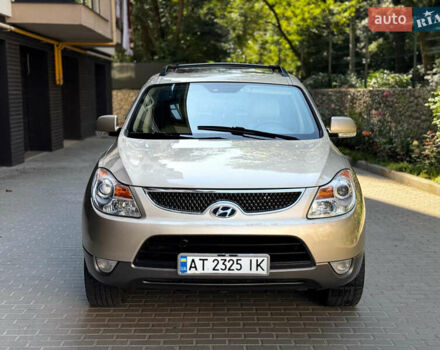 Бежевый Хендай Веракруз, объемом двигателя 3.8 л и пробегом 327 тыс. км за 7700 $, фото 2 на Automoto.ua