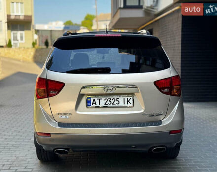 Бежевый Хендай Веракруз, объемом двигателя 3.8 л и пробегом 327 тыс. км за 7700 $, фото 6 на Automoto.ua