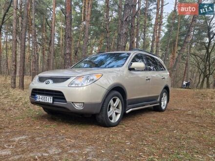 Хендай Вєракруз 2008 у Борисполе на Automoto.ua Бежевий Хендай Вєракруз, об'ємом двигуна 3.8 л та пробігом 280 тис. км за 9900 $, фото 1 на Automoto.ua
