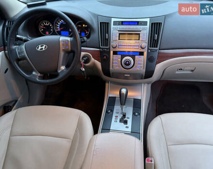 Черный Хендай Веракруз, объемом двигателя 3.8 л и пробегом 199 тыс. км за 7700 $, фото 11 на Automoto.ua