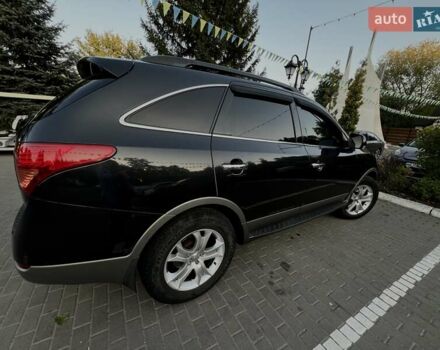 Черный Хендай Веракруз, объемом двигателя 0 л и пробегом 255 тыс. км за 10800 $, фото 3 на Automoto.ua