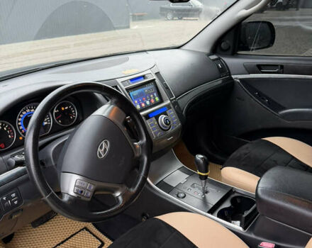 Чорний Хендай Вєракруз, об'ємом двигуна 3.78 л та пробігом 278 тис. км за 7700 $, фото 6 на Automoto.ua