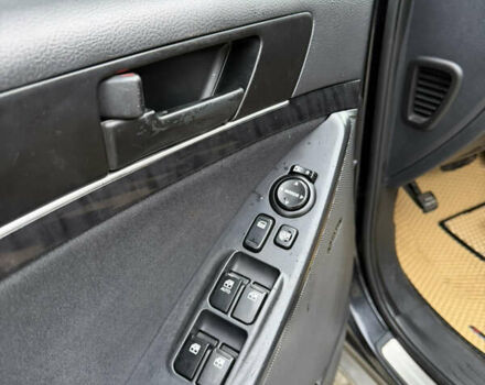 Чорний Хендай Вєракруз, об'ємом двигуна 3.78 л та пробігом 278 тис. км за 7700 $, фото 7 на Automoto.ua