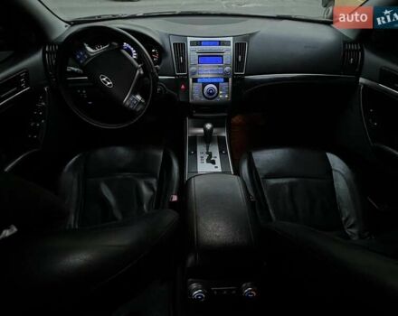 Черный Хендай Веракруз, объемом двигателя 0 л и пробегом 255 тыс. км за 10800 $, фото 7 на Automoto.ua