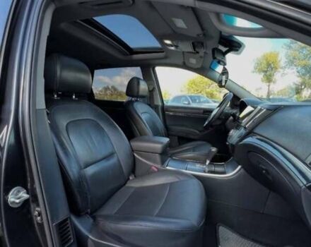 Черный Хендай Веракруз, объемом двигателя 2.96 л и пробегом 201 тыс. км за 11500 $, фото 6 на Automoto.ua