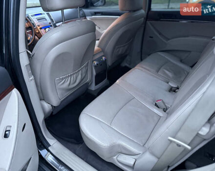 Черный Хендай Веракруз, объемом двигателя 3.8 л и пробегом 199 тыс. км за 7700 $, фото 20 на Automoto.ua