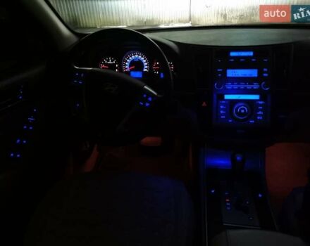 Коричневий Хендай Вєракруз, об'ємом двигуна 3 л та пробігом 263 тис. км за 11900 $, фото 4 на Automoto.ua