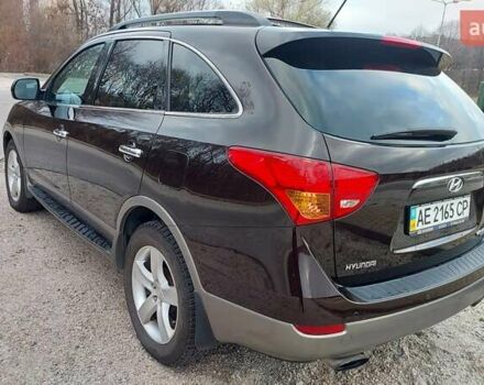 Коричневый Хендай Веракруз, объемом двигателя 3 л и пробегом 359 тыс. км за 9950 $, фото 2 на Automoto.ua