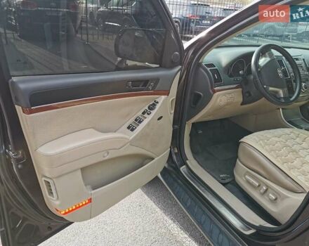 Коричневий Хендай Вєракруз, об'ємом двигуна 3 л та пробігом 263 тис. км за 11900 $, фото 1 на Automoto.ua
