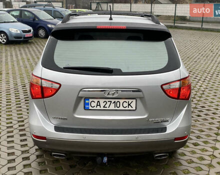 Сірий Хендай Вєракруз, об'ємом двигуна 3.8 л та пробігом 237 тис. км за 11700 $, фото 10 на Automoto.ua