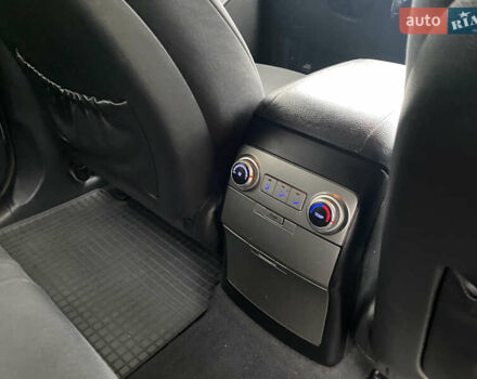 Сірий Хендай Вєракруз, об'ємом двигуна 3.8 л та пробігом 237 тис. км за 11700 $, фото 29 на Automoto.ua