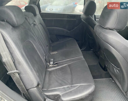 Сірий Хендай Вєракруз, об'ємом двигуна 3.8 л та пробігом 237 тис. км за 11700 $, фото 24 на Automoto.ua
