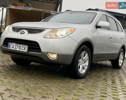 Сірий Хендай Вєракруз, об'ємом двигуна 3.8 л та пробігом 237 тис. км за 11700 $, фото 1 на Automoto.ua