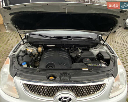 Сірий Хендай Вєракруз, об'ємом двигуна 3.8 л та пробігом 237 тис. км за 11700 $, фото 36 на Automoto.ua