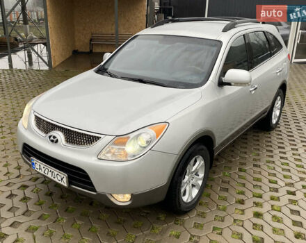 Сірий Хендай Вєракруз, об'ємом двигуна 3.8 л та пробігом 237 тис. км за 11700 $, фото 2 на Automoto.ua