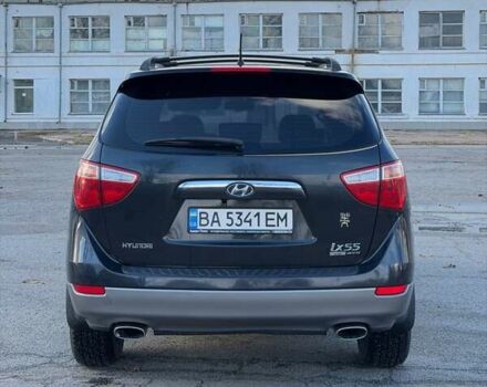 Сірий Хендай Вєракруз, об'ємом двигуна 3.8 л та пробігом 273 тис. км за 7900 $, фото 4 на Automoto.ua