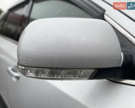 Серый Хендай Веракруз, объемом двигателя 2.9 л и пробегом 300 тыс. км за 9800 $, фото 6 на Automoto.ua