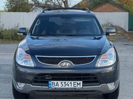 Сірий Хендай Вєракруз, об'ємом двигуна 3.8 л та пробігом 273 тис. км за 7900 $, фото 1 на Automoto.ua