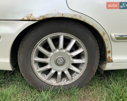 Хендай КСГ 2004 в Александрие на Automoto.ua Белый Хендай КСГ, объемом двигателя 3.5 л и пробегом 222 тыс. км за 3631 $, фото 19 на Automoto.ua