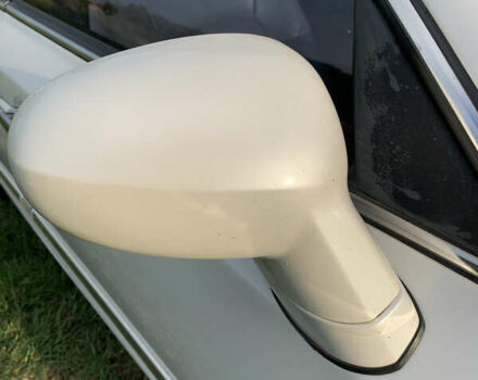 Хендай КСГ 2004 в Александрие на Automoto.ua Белый Хендай КСГ, объемом двигателя 3.5 л и пробегом 222 тыс. км за 3631 $, фото 16 на Automoto.ua